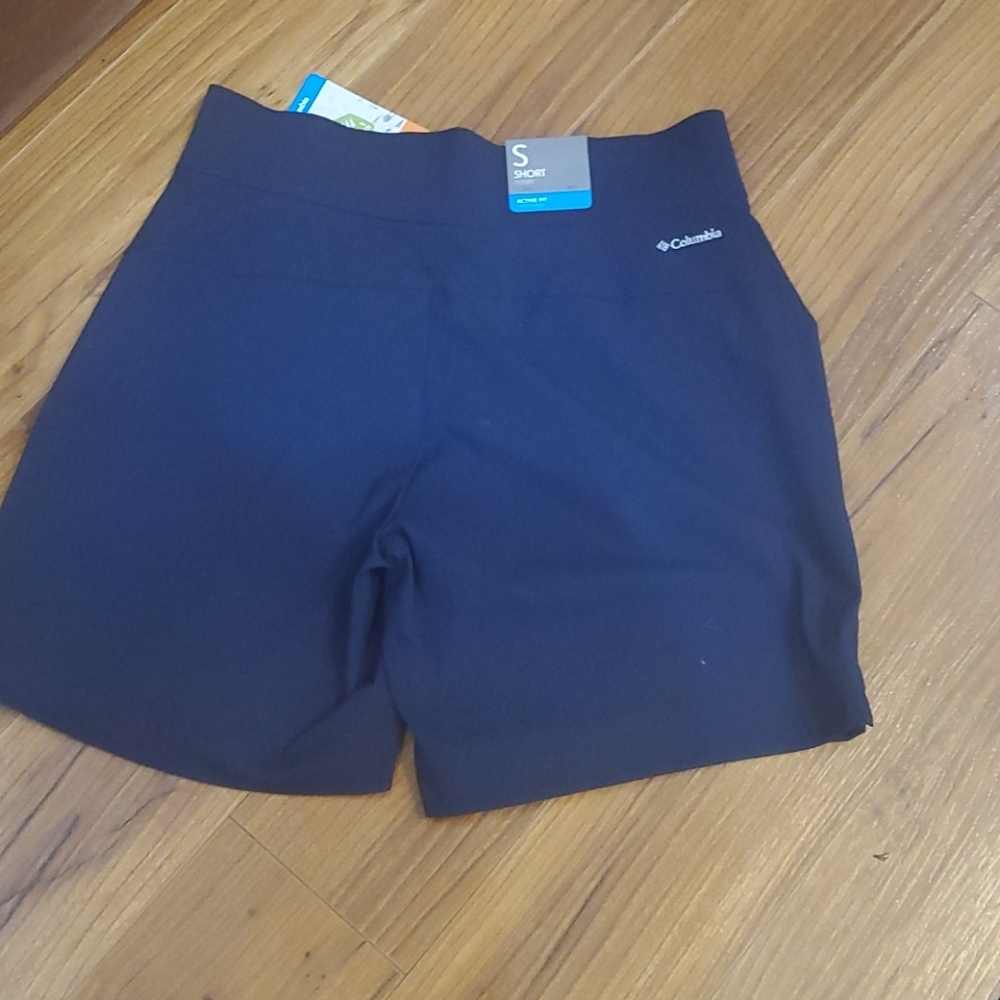 Columbia Court Short - rare find